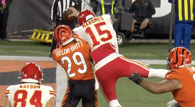 Patrick Mahomes took flight for a wild TD against the Bengals and NFL fans loved it