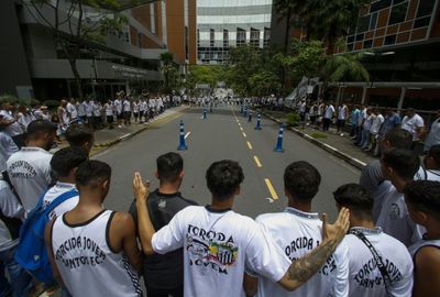 'He'll come home': Pele's daughters reassure fans of ill football icon