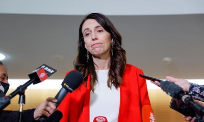 Support for Jacinda Ardern and NZ Labour sinks to lowest since 2017, poll shows