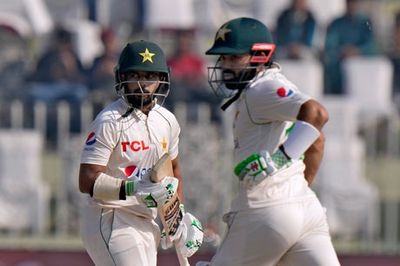 Pakistan take charge against England on thrilling final day as Shakeel and Rizwan punish spinners