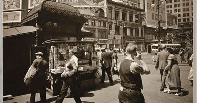 Man 'holding a mobile phone to his ear' in 1930s pic 'proves time travel is real'