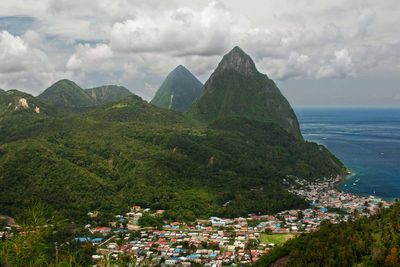 Scot dead following shooting at bar in St Lucia