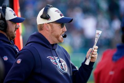 Titans’ lethargic offensive showing vs. Eagles amplifies need for change