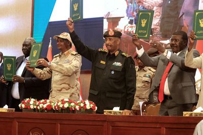 Sudan's military, civilian factions sign deal seeking to end crisis