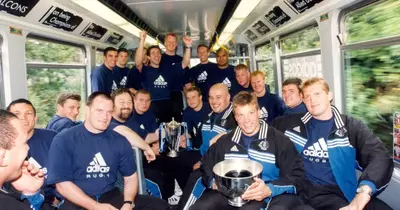 Tragic Doddie Weir in happier times - taking the Metro with his Newcastle Falcons teammates
