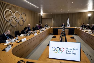 Olympics-Now is not the time to lift Russia, Belarus sanctions-IOC