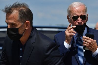 Voices: The media should apologize for ignoring the Hunter Biden laptop story — despite Elon Musk’s Twitter stunt