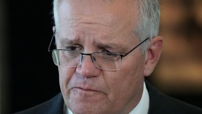 Former prime minister Scott Morrison's lawyer pushes for full response to the Robodebt royal commission to be made public