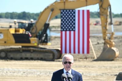 Biden celebrates giant semiconductor project