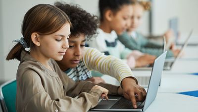 Chicago can defeat the digital divide, help kids succeed in school