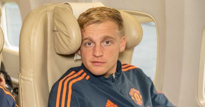 Donny van de Beek is in a no-win situation this week because of Manchester United teammate