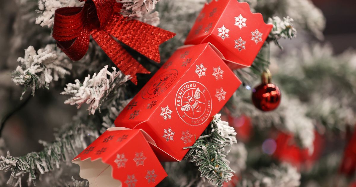 The 100 best Christmas cracker jokes for 2022