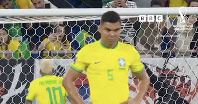 What Manchester United star Casemiro did during Neymar penalty run-up for Brazil