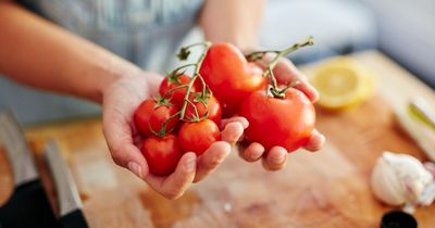 UK 'sleepwalking' into food supply crisis as farmers warn of fruit and veg shortages