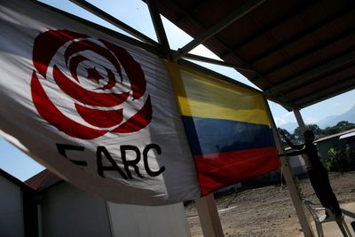 Colombia's armed forces to maintain offensive against armed groups -president says