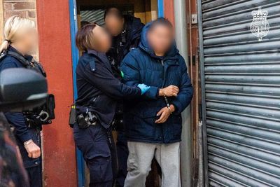 Three arrested over Bolivian people smuggling using common travel area