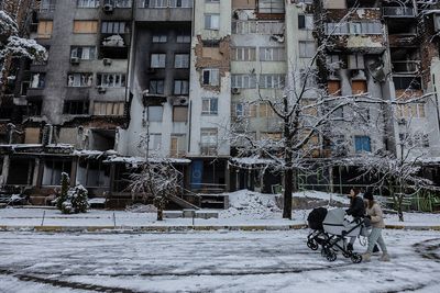 Ukraine Braces for a Brutal Winter Under Russian Bombs