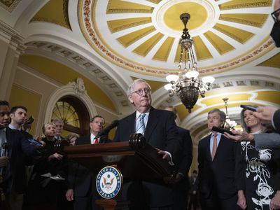 McConnell criticizes Trump's calls to terminate the Constitution