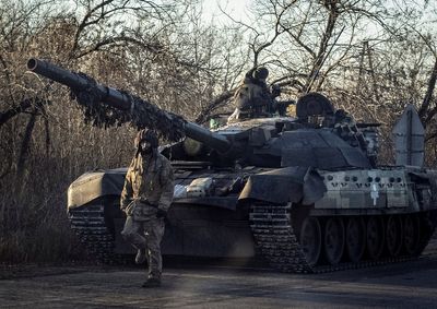 U.S. lawmakers authorize $800 million more for Ukraine in defense bill