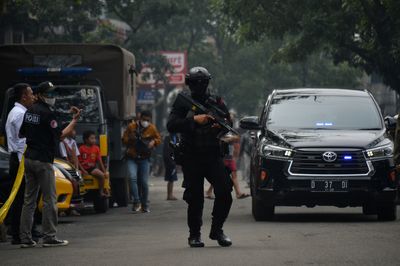Indonesia police say suspect Bandung blast a terrorist attack