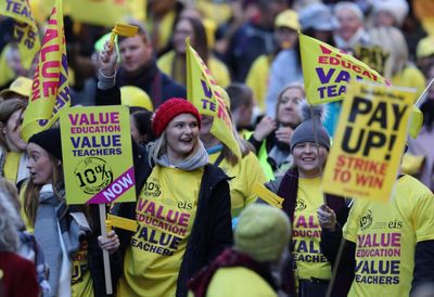 Teachers across Scotland begin two days of strike action