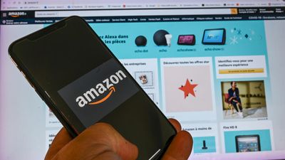 France fines Amazon €3.3m over 'unfair' contracts with third-party sellers