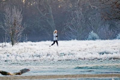 Cold snap to last at least a week, Met Office says