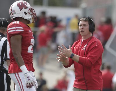 Jim Leonhard to leave Wisconsin, providing defensive coordinator candidate for Packers