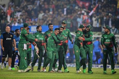 Mehidy stars as Bangladesh edge India to clinch ODI series