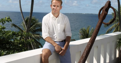 A Place in the Sun presenter Jonnie Irwin reveals the first cancer symptom that he noticed