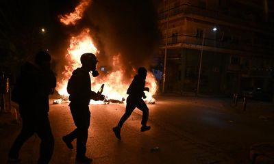 Romany leaders appeal for calm after second day of protest violence in Greece