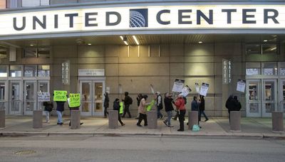 ‘We’re not machines.’ Workers at United Center allege labor abuse, demand Levy Restaurants follow the law