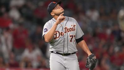 Braves Acquire Relief Pitcher Joe Jimenez in Trade With Tigers