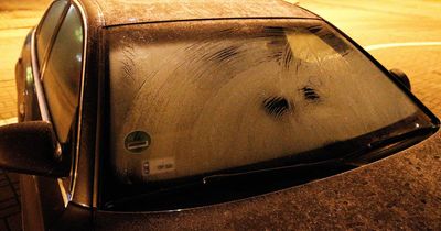 Irish drivers could face €2000 fine for making one big mistake when defrosting car windscreen