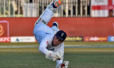 Ollie Pope retains gloves as England name side for second Test in Pakistan