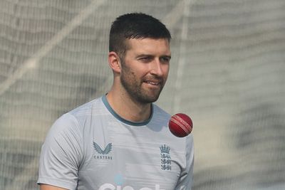 Mark Wood returns as England make aggressive intent clear for second Pakistan Test