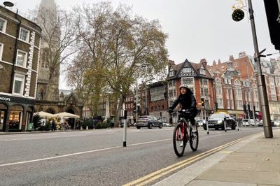High Street Kensington: Council went ‘clearly and radically wrong’ in way it axed cycle lanes, High Court told