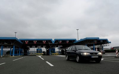 EU welcomes Croatia into Schengen, blocks Bulgaria, Romania