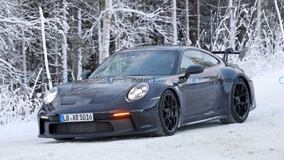 Refreshed Porsche 911 GT3 Spied During Cold-Weather Testing
