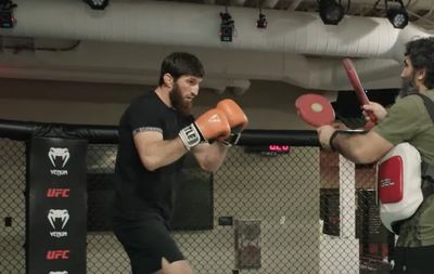 UFC 282 ‘Embedded,’ No. 4: ‘I can’t wait to put this belt on’