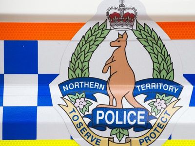 NT police attacked in remote community