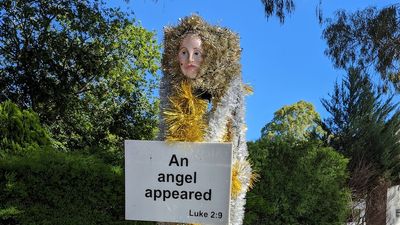 Church's Christmas decorations along Tea Tree Gully road cause online stir