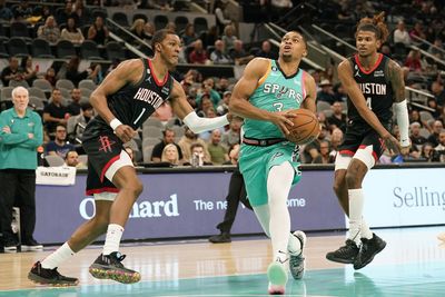 Takeaways: Jabari Smith Jr. has career night as Rockets lose to Keldon Johnson, Spurs