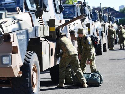 Call for vote before Aussies sent to war