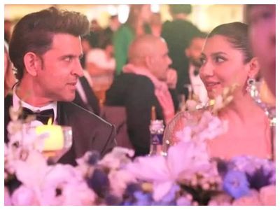 Hrithik Roshan and Pakistani actress Mahira Khan’s photo from a film festival goes viral; fans say ‘Two superstars in one frame’