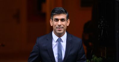 Rishi Sunak defends relaxation of banking rules as critics warn of risk and instability