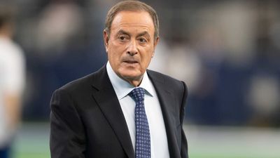 Al Michaels Is Not a Fan of the Rams’ P.A. Announcer