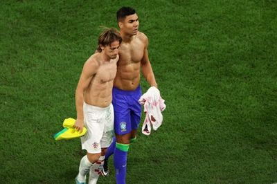 World Cup 2022: Luka Modric and Casemiro swap shirts at half-time in Croatia’s quarter-final clash with Brazil