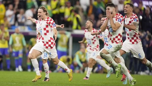 World Cup quarter-final: Croatia 1-1 Brazil (4-2 pens) – as it happened, World Cup 2022