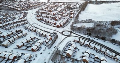 UK snow: Deep weekend freeze of -10C sparks fears of winter energy crisis for millions